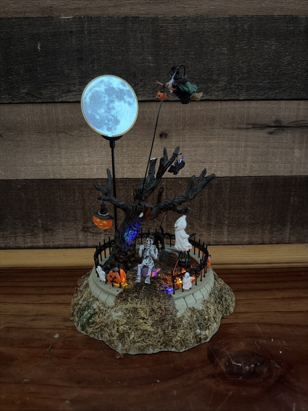 Lemax Witch's Joyride 2004 spooky town Halloween animated Village accessories